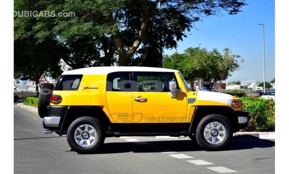 Buy Import Toyota FJ Cruiser Other Car in Import - Dubai in Enga Buy Import Toyota FJ Cruiser Other Car in Import - Dubai in Enga