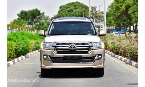Buy Import Toyota Land Cruiser Other Car in Import - Dubai in Enga Buy Import Toyota Land Cruiser Other Car in Import - Dubai in Enga