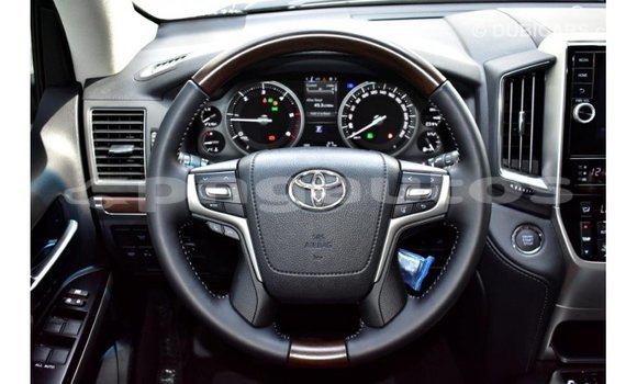 Buy Import Toyota Land Cruiser Other Car in Import - Dubai in Enga Buy Import Toyota Land Cruiser Other Car in Import - Dubai in Enga