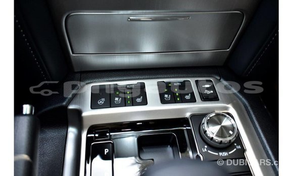 Buy Import Toyota Land Cruiser Other Car in Import - Dubai in Enga Buy Import Toyota Land Cruiser Other Car in Import - Dubai in Enga