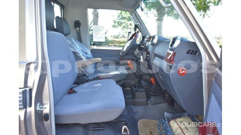 Big with watermark toyota land cruiser enga import dubai 4241