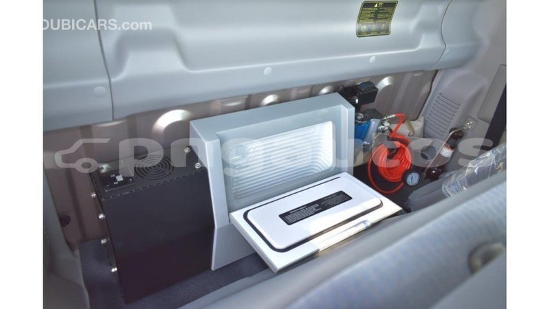 Big with watermark toyota land cruiser enga import dubai 4241