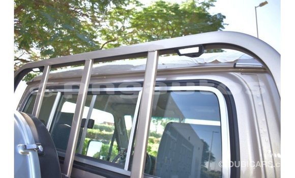 Buy Import Toyota Land Cruiser Other Car in Import - Dubai in Enga Buy Import Toyota Land Cruiser Other Car in Import - Dubai in Enga