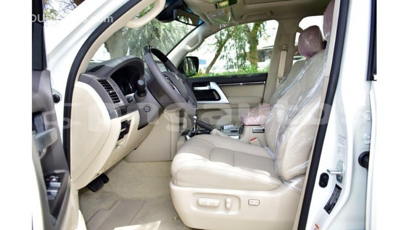 Big with watermark toyota land cruiser enga import dubai 4244