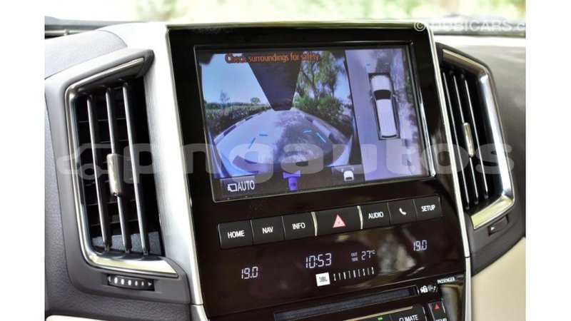 Big with watermark toyota land cruiser enga import dubai 4244