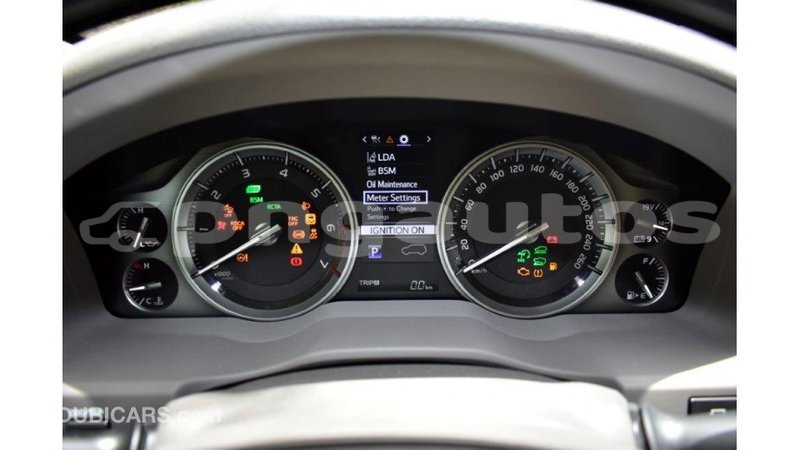 Big with watermark toyota land cruiser enga import dubai 4244