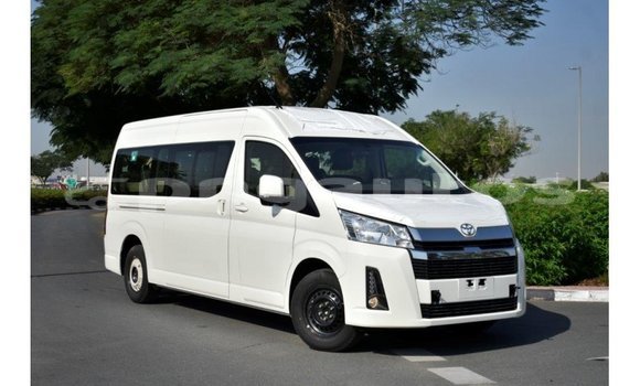 Buy Import Toyota Hiace White Car in Import - Dubai in Enga Buy Import Toyota Hiace White Car in Import - Dubai in Enga