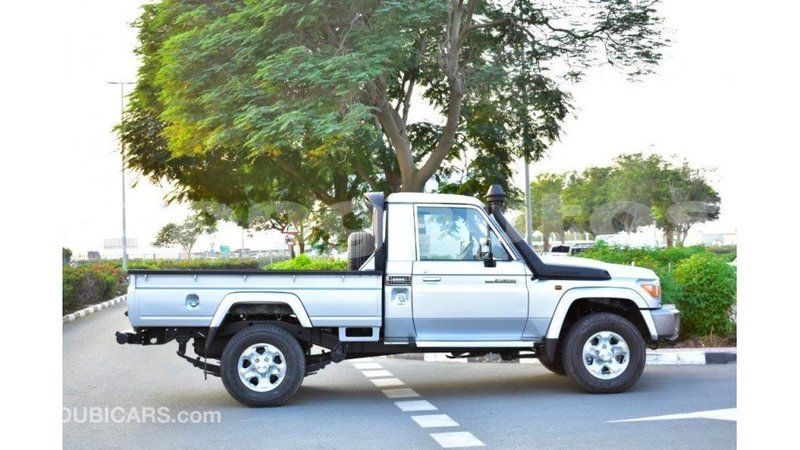 Big with watermark toyota land cruiser enga import dubai 4246