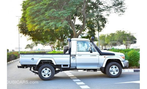 Buy Import Toyota Land Cruiser Other Car in Import - Dubai in Enga Buy Import Toyota Land Cruiser Other Car in Import - Dubai in Enga