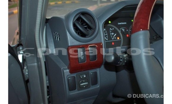Buy Import Toyota Land Cruiser Other Car in Import - Dubai in Enga Buy Import Toyota Land Cruiser Other Car in Import - Dubai in Enga