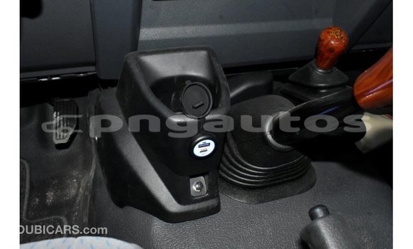 Buy Import Toyota Land Cruiser Other Car in Import - Dubai in Enga Buy Import Toyota Land Cruiser Other Car in Import - Dubai in Enga