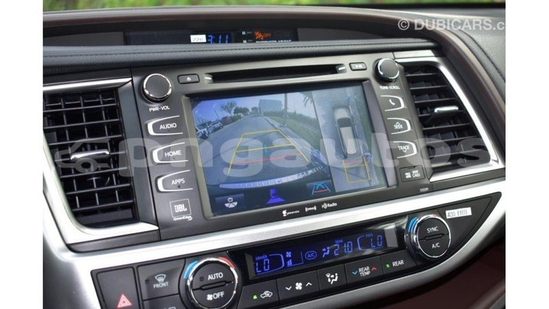 Big with watermark toyota highlander enga import dubai 4247