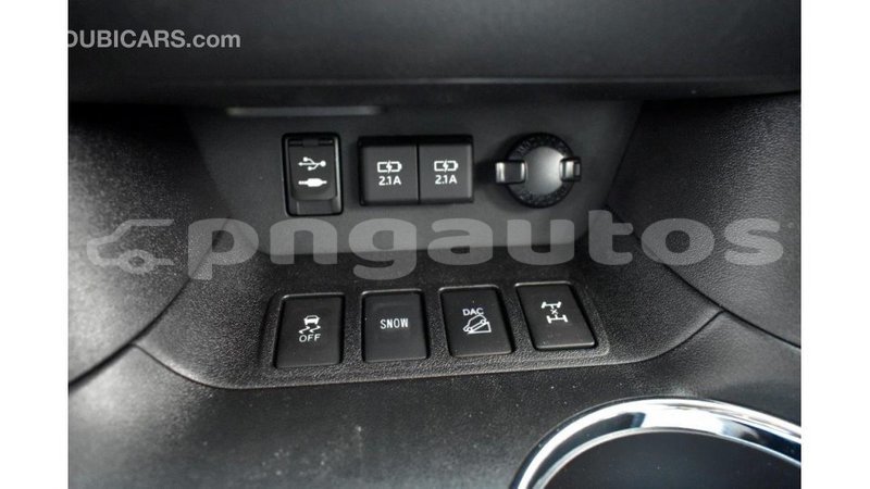 Big with watermark toyota highlander enga import dubai 4247