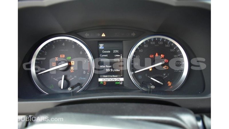 Big with watermark toyota highlander enga import dubai 4247