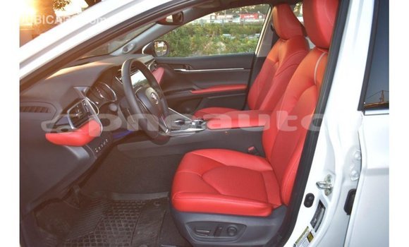 Buy Import Toyota Camry White Car in Import - Dubai in Enga Buy Import Toyota Camry White Car in Import - Dubai in Enga