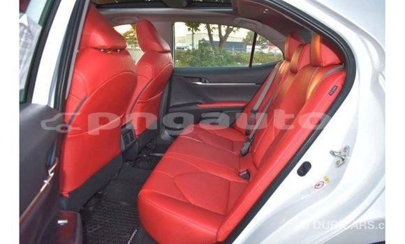 Buy Import Toyota Camry White Car in Import - Dubai in Enga Buy Import Toyota Camry White Car in Import - Dubai in Enga