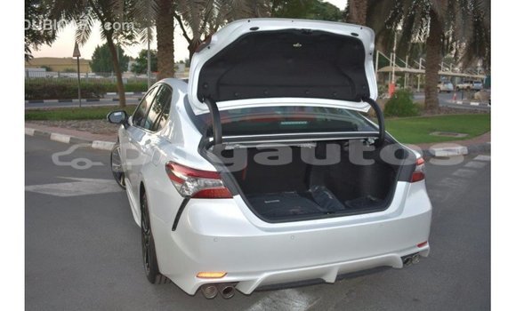 Buy Import Toyota Camry White Car in Import - Dubai in Enga Buy Import Toyota Camry White Car in Import - Dubai in Enga
