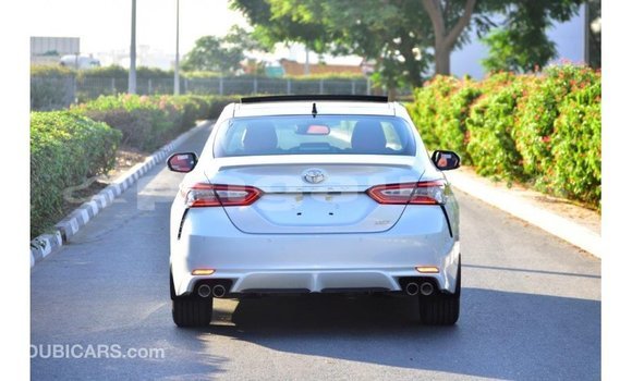 Buy Import Toyota Camry White Car in Import - Dubai in Enga Buy Import Toyota Camry White Car in Import - Dubai in Enga