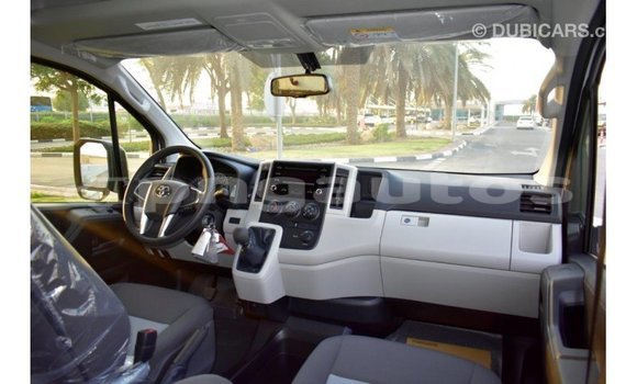Buy Import Toyota Hiace White Car in Import - Dubai in Enga Buy Import Toyota Hiace White Car in Import - Dubai in Enga
