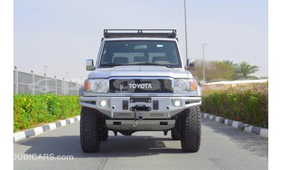 Buy Import Toyota Land Cruiser Other Car in Import - Dubai in Enga Buy Import Toyota Land Cruiser Other Car in Import - Dubai in Enga