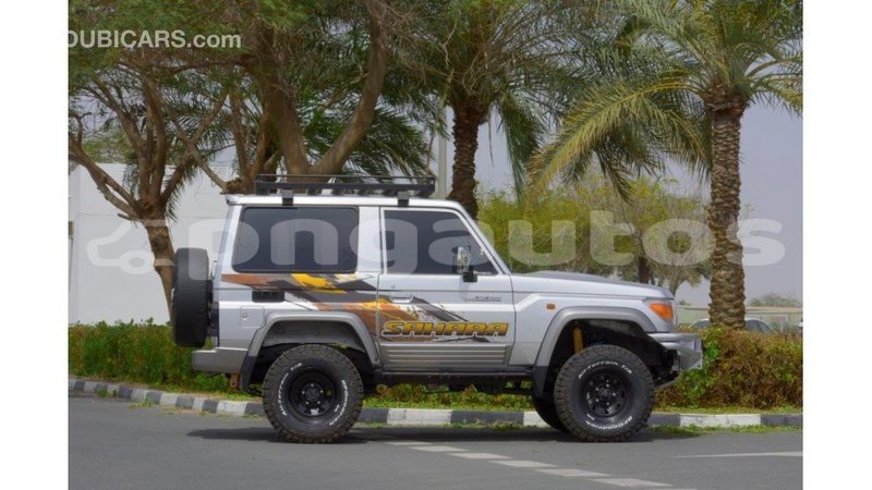 Big with watermark toyota land cruiser enga import dubai 4251
