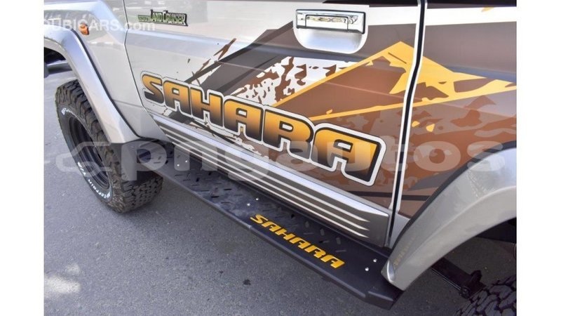 Big with watermark toyota land cruiser enga import dubai 4251