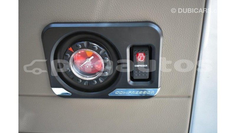 Big with watermark toyota land cruiser enga import dubai 4251