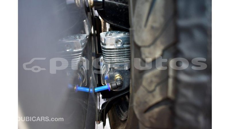 Big with watermark toyota land cruiser enga import dubai 4251