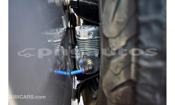 Buy Import Toyota Land Cruiser Other Car in Import - Dubai in Enga Buy Import Toyota Land Cruiser Other Car in Import - Dubai in Enga