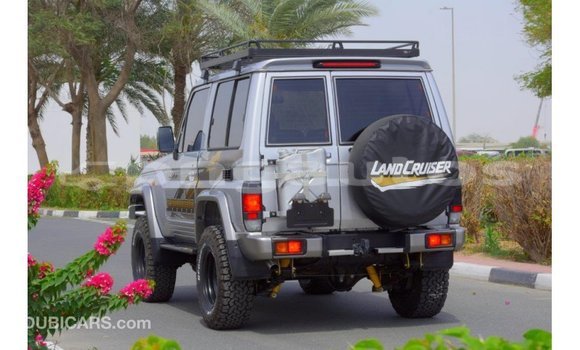 Buy Import Toyota Land Cruiser Other Car in Import - Dubai in Enga Buy Import Toyota Land Cruiser Other Car in Import - Dubai in Enga