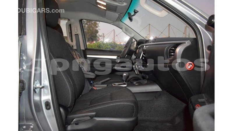 Big with watermark toyota hilux enga import dubai 4252