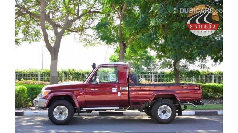 Big with watermark toyota land cruiser enga import dubai 4256