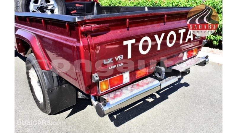 Big with watermark toyota land cruiser enga import dubai 4256