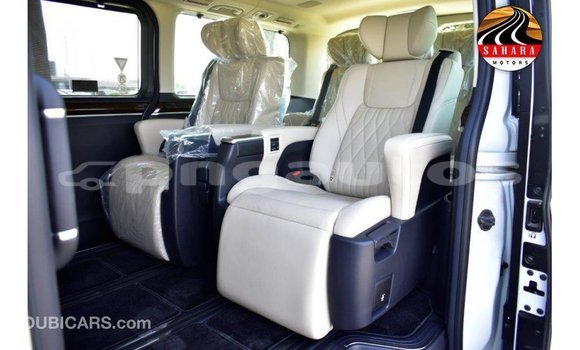 Buy Import Toyota Granvia White Car in Import - Dubai in Enga Buy Import Toyota Granvia White Car in Import - Dubai in Enga