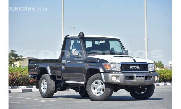 Buy Import Toyota Land Cruiser Other Car in Import - Dubai in Enga Buy Import Toyota Land Cruiser Other Car in Import - Dubai in Enga
