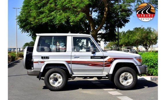 Buy Import Toyota Land Cruiser Other Car in Import - Dubai in Enga Buy Import Toyota Land Cruiser Other Car in Import - Dubai in Enga