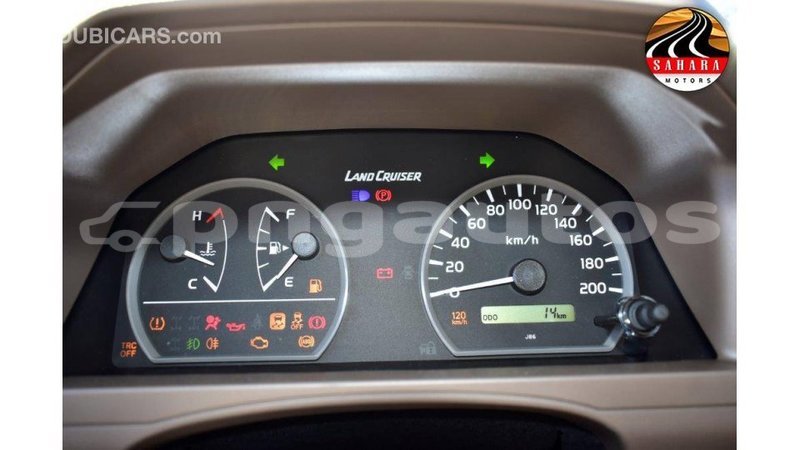 Big with watermark toyota land cruiser enga import dubai 4261