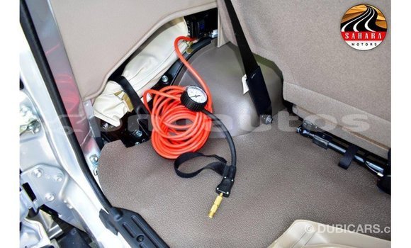 Buy Import Toyota Land Cruiser Other Car in Import - Dubai in Enga Buy Import Toyota Land Cruiser Other Car in Import - Dubai in Enga