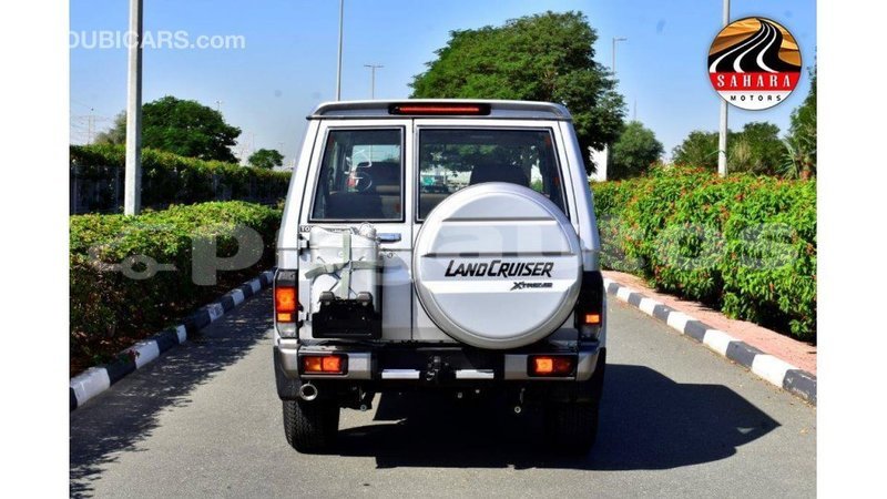 Big with watermark toyota land cruiser enga import dubai 4261