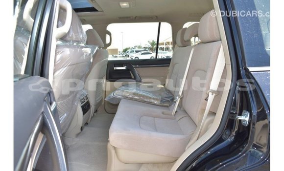 Buy Import Toyota Land Cruiser Black Car in Import - Dubai in Enga Buy Import Toyota Land Cruiser Black Car in Import - Dubai in Enga