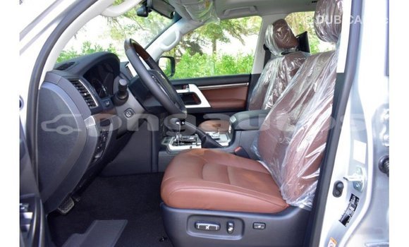 Buy Import Toyota Land Cruiser Other Car in Import - Dubai in Enga Buy Import Toyota Land Cruiser Other Car in Import - Dubai in Enga