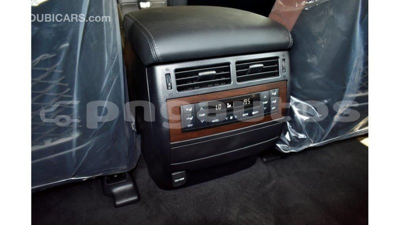 Big with watermark toyota land cruiser enga import dubai 4265