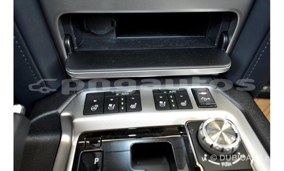 Buy Import Toyota Land Cruiser Other Car in Import - Dubai in Enga Buy Import Toyota Land Cruiser Other Car in Import - Dubai in Enga