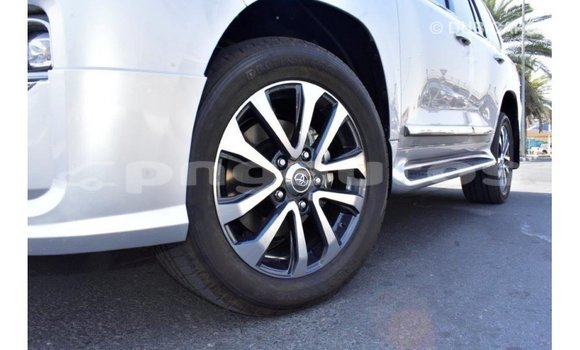 Buy Import Toyota Land Cruiser Other Car in Import - Dubai in Enga Buy Import Toyota Land Cruiser Other Car in Import - Dubai in Enga