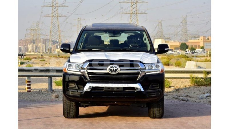 Big with watermark toyota land cruiser enga import dubai 4266
