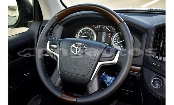 Buy Import Toyota Land Cruiser Black Car in Import - Dubai in Enga Buy Import Toyota Land Cruiser Black Car in Import - Dubai in Enga