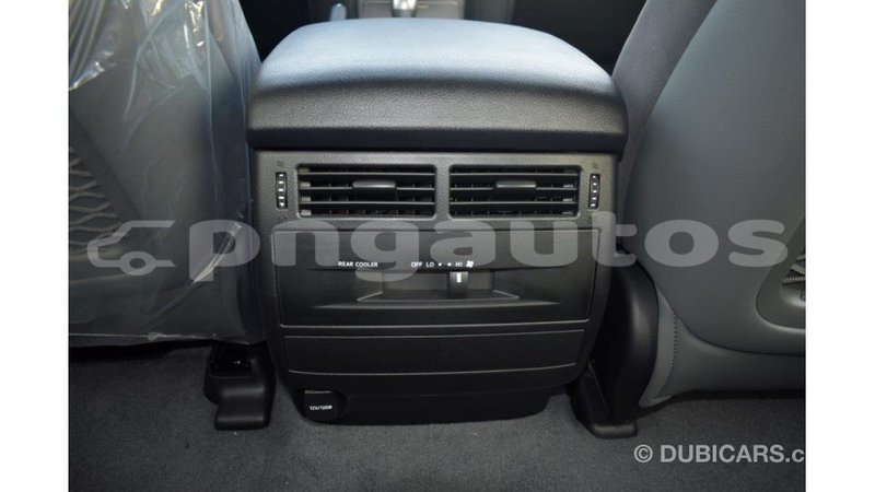 Big with watermark toyota land cruiser enga import dubai 4266