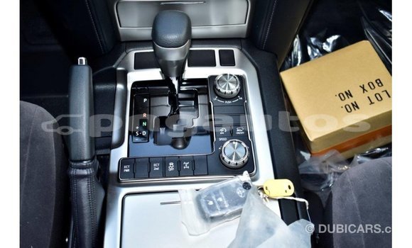 Buy Import Toyota Land Cruiser Black Car in Import - Dubai in Enga Buy Import Toyota Land Cruiser Black Car in Import - Dubai in Enga