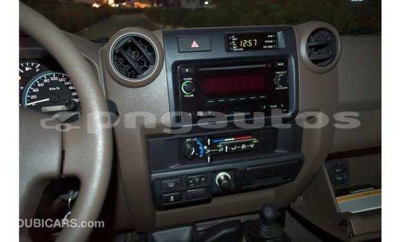 Buy Import Toyota Land Cruiser Other Car in Import - Dubai in Enga Buy Import Toyota Land Cruiser Other Car in Import - Dubai in Enga