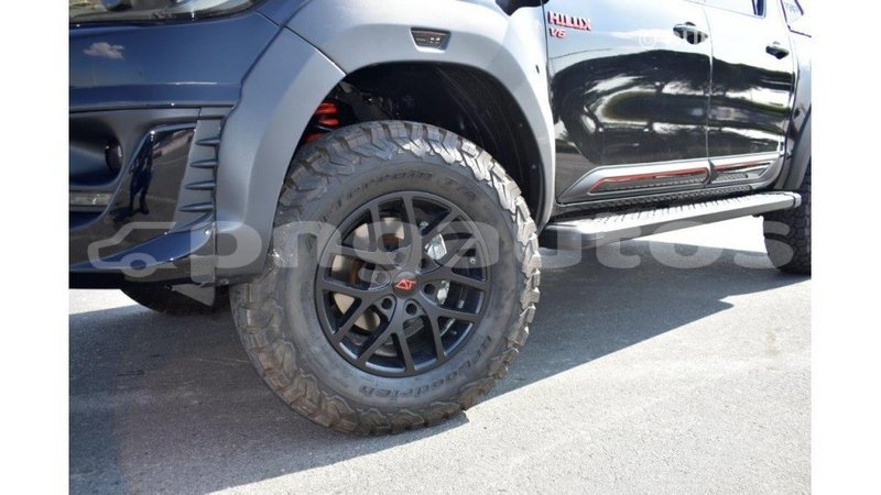 Big with watermark toyota hilux enga import dubai 4268